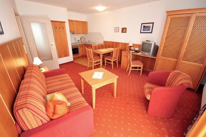 Apart Hotel Garni Strasser Zell am Ziller Quarto foto