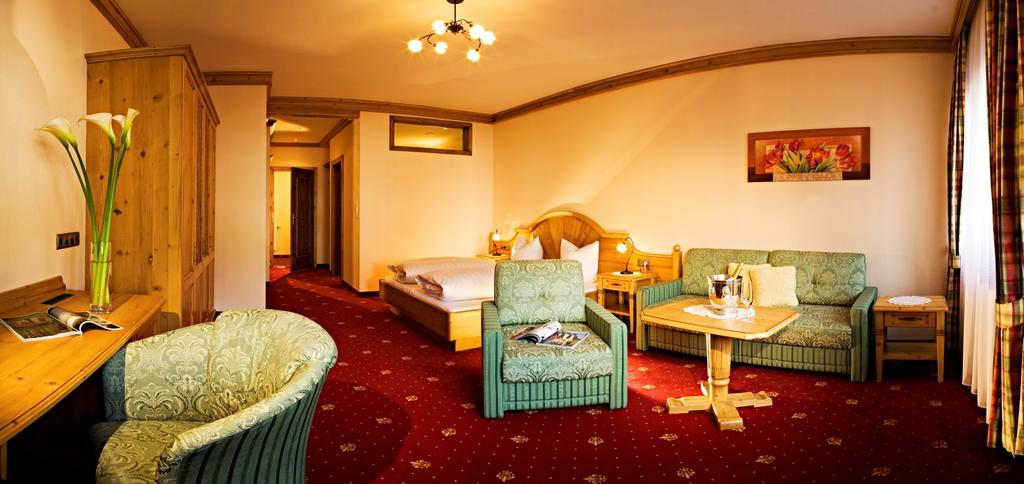 Apart Hotel Garni Strasser Zell am Ziller Exterior foto