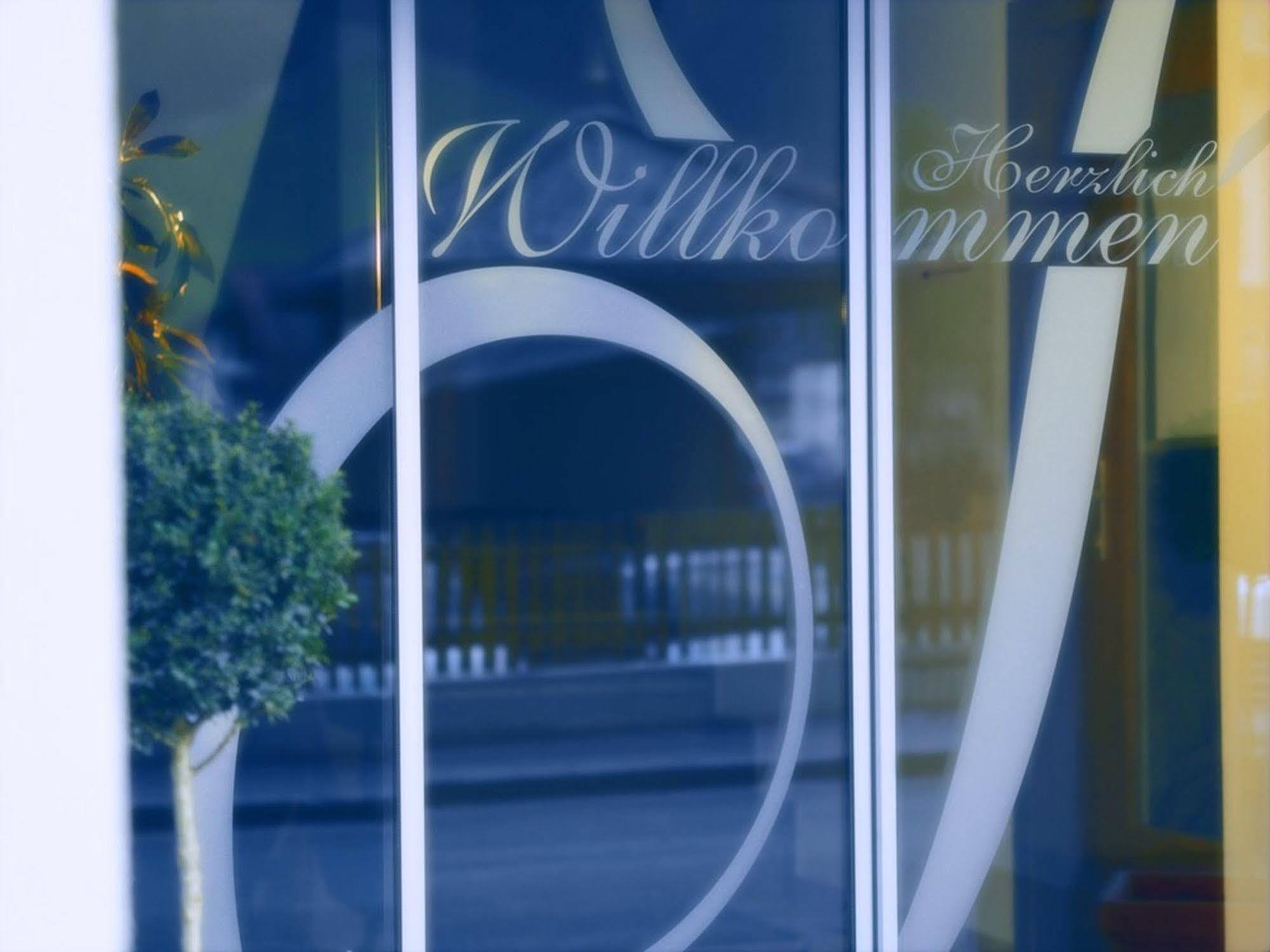 Apart Hotel Garni Strasser Zell am Ziller Exterior foto